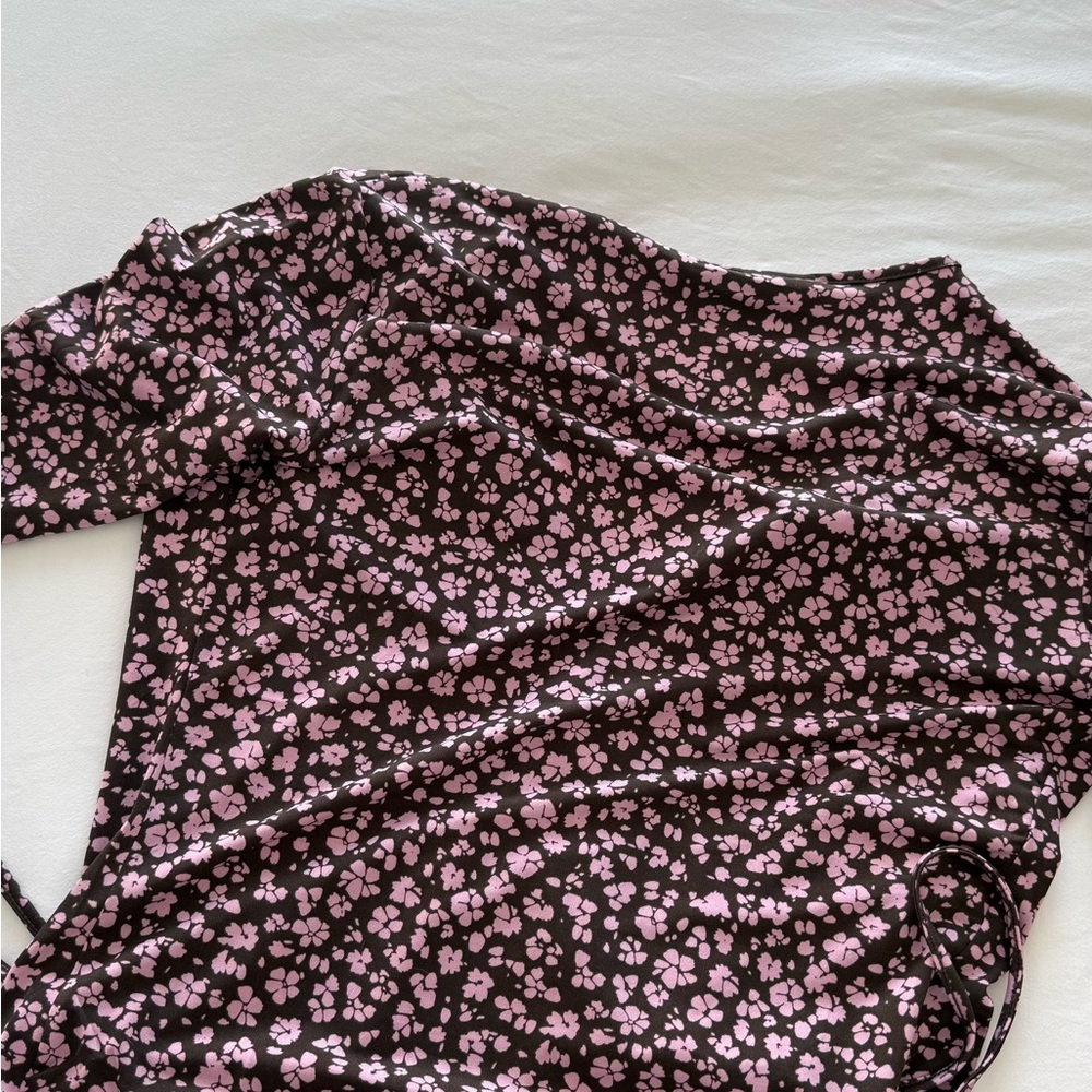 Mango Wrap Top - Picture 4 of 4